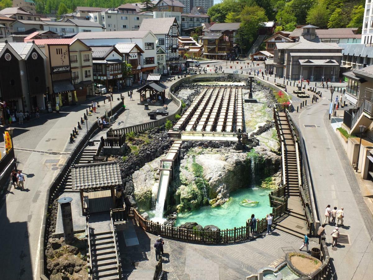 Kusatsu Onsen Hotel Village Bagian luar foto